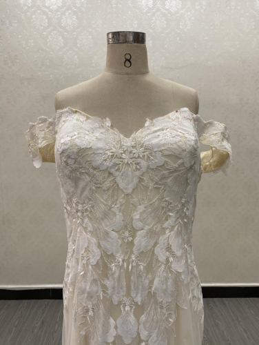 LW4101 Plus Size Wedding Dress