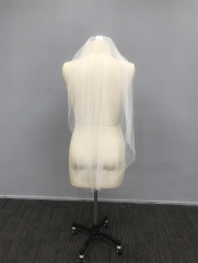 V1114 1M short Bridal Veil