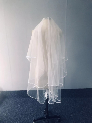V1007 1.2M Bridal Veil