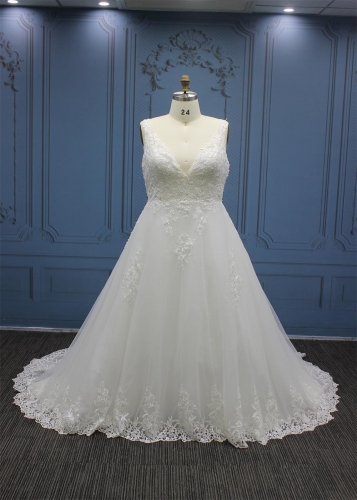 LW1716A Plus Size Wedding Dress