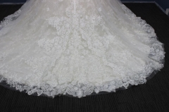 WT4408 Luxury Plus Size Bridal Gown Ball Gown Leashion Bridal