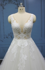 WT4512 2024 new quality luxury lace Royal wedding dress, neckline with exquisite pearls,zipper and button