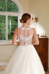 WT4513 2024 new Gorgeous Lace Ball Gown